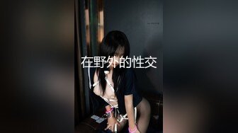 一遍后入一遍狂抽肥腚女友