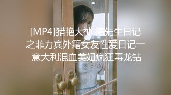 STP32786 最闪亮的新星【妍妍吃不饱】颜值女神下海~放飞自我，这色泽，这浓密的阴毛，这翘起的红樱桃，眼馋吗