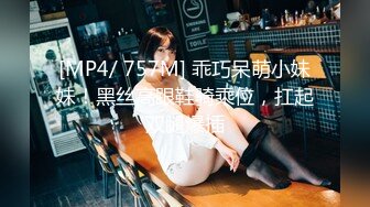 万人求档OnlyFans极品身材巨乳肥臀小姐姐nam收费不雅自拍视图这对奶子加上一线天馒头B太爽了