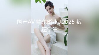 酒吧女厕全景偷拍多位漂亮的小姐姐各种各样的美鲍鱼